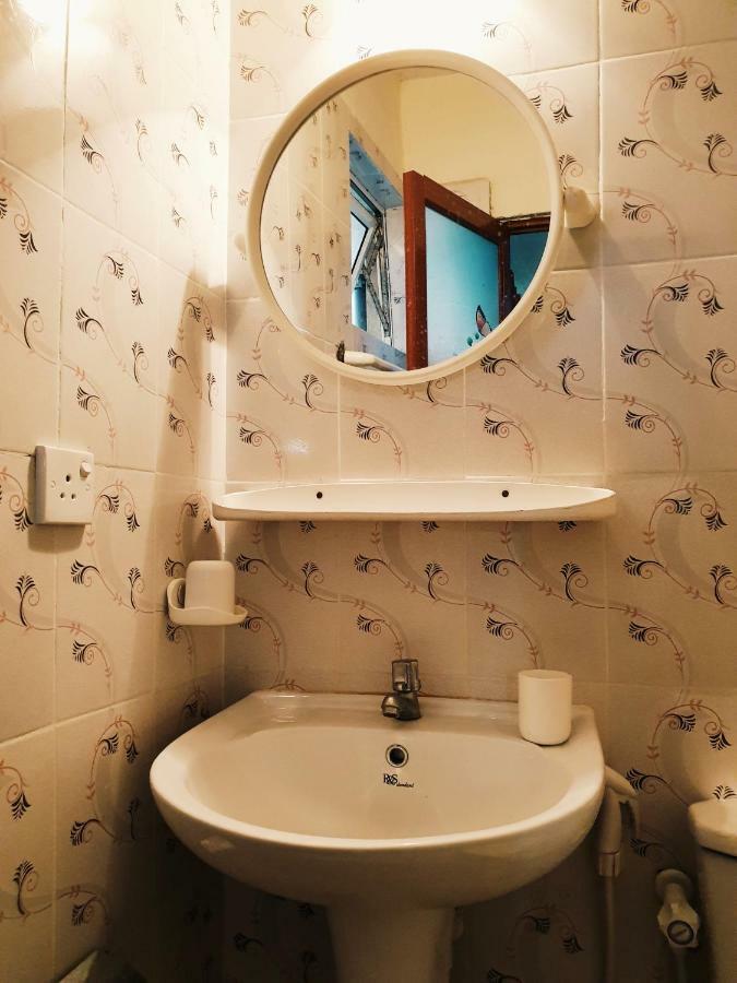 Oasis Skybeach Hostel - نيجومبو المظهر الخارجي الصورة