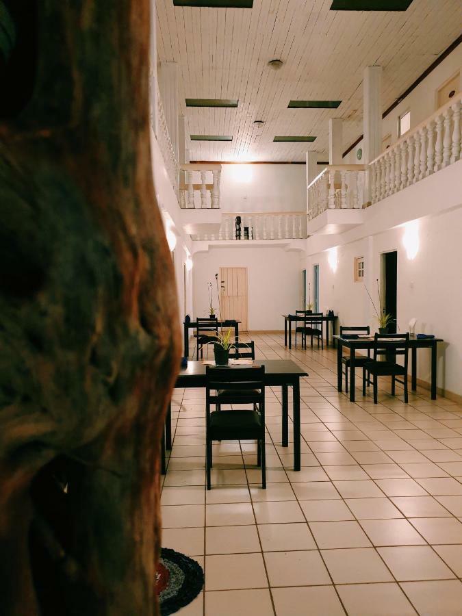 Oasis Skybeach Hostel - نيجومبو المظهر الخارجي الصورة